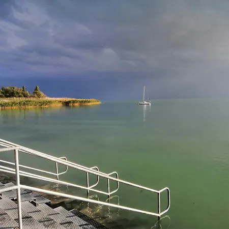 Napsugar Haz Apartmán Balatonfůzfő